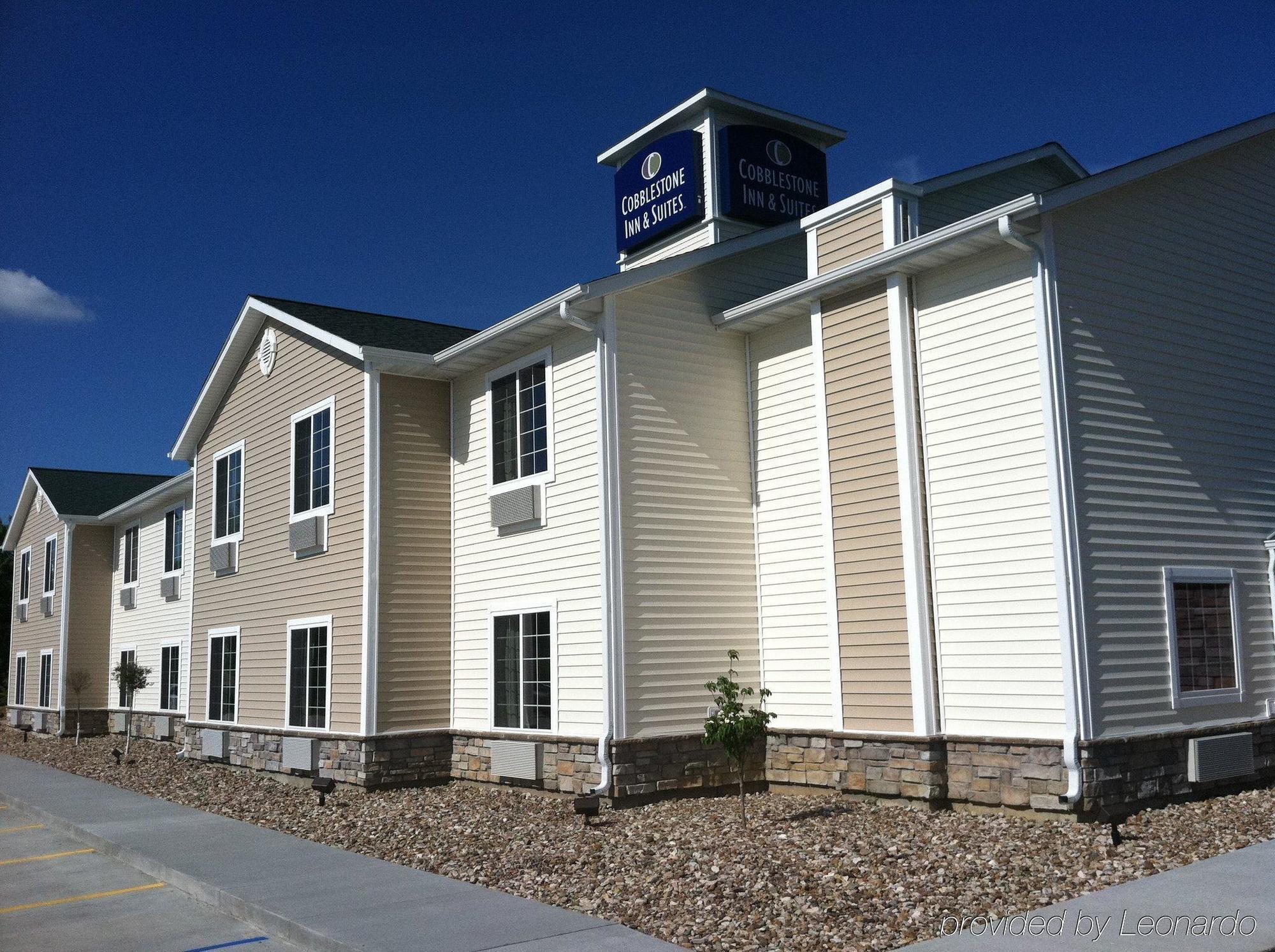Cobblestone Inn & Suites - Bloomfield Exterior foto